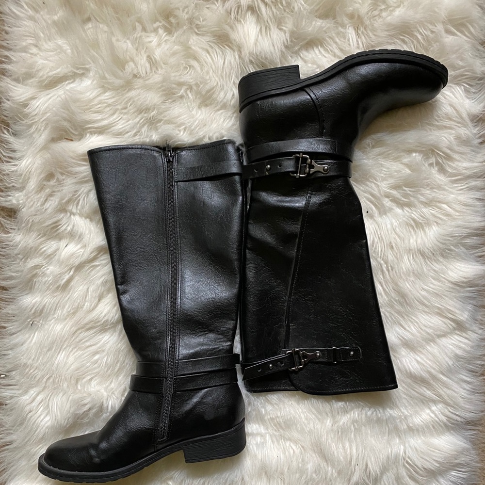 Black Winter Boots